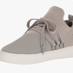 STEVE MADDEN Lancer Sneaker